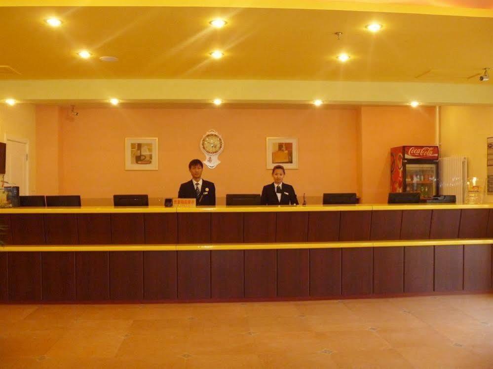 Home Inn Yantai Haiyang Bus Station Shengchancun Exterior photo